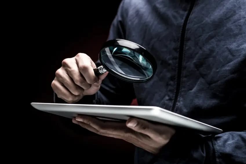Hinweise, Spuren und Lösungen: Die Anatomie der Detektivarbeit