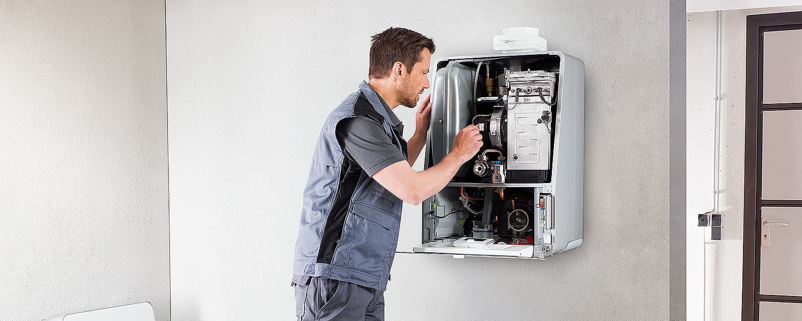 HeizungsInsel: Ihr verlässlicher Partner für Buderus Gaskessel und innovative Heizungslösungen