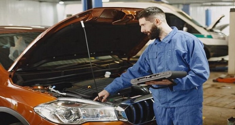 Lackschaden Reparatur München: Perfekte Farbangleichung ohne Komplettlackierung