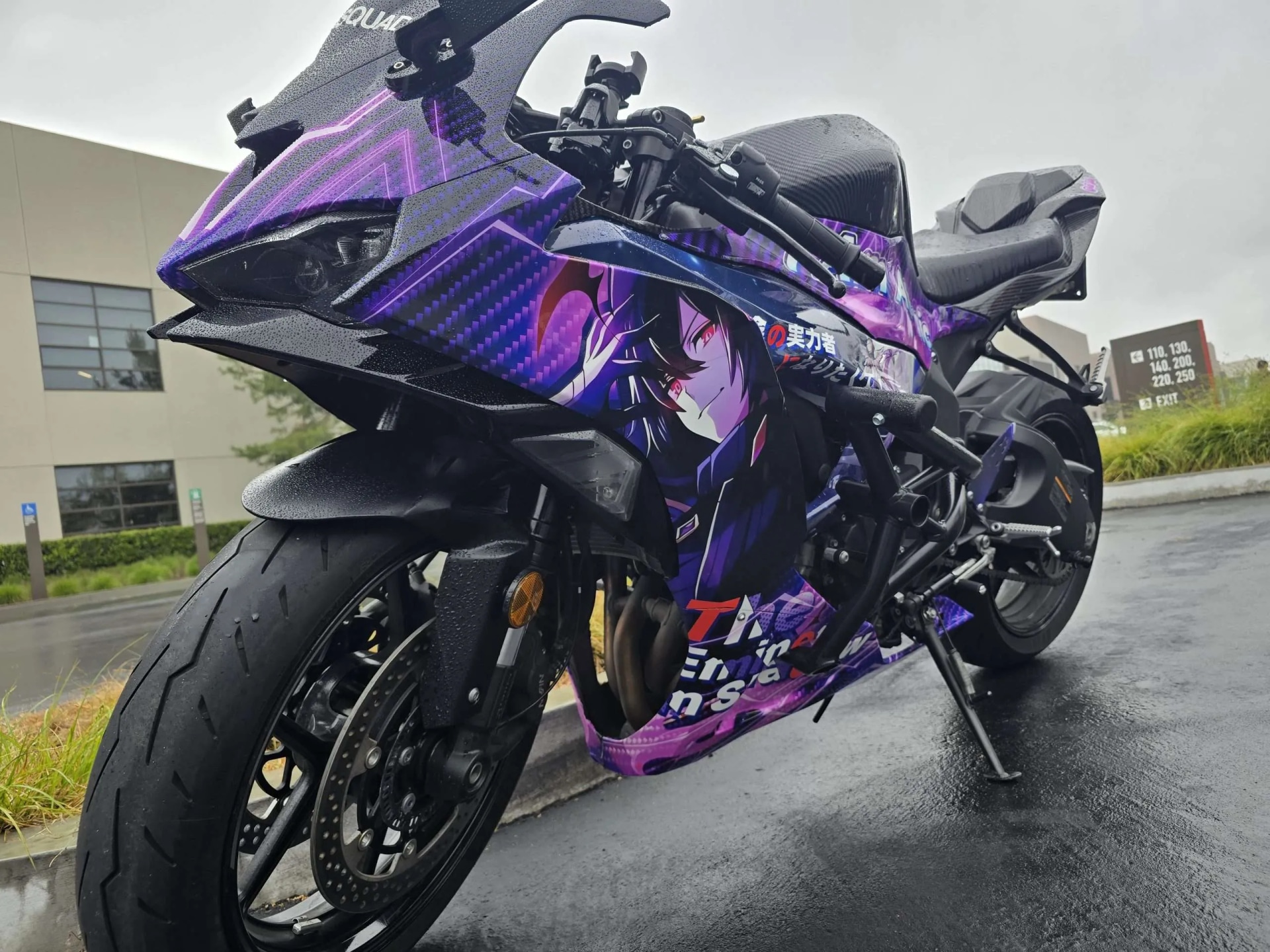 Dodge Challenger im neuen Look – Anime-Designs exklusiv bei 10KWRAPS
