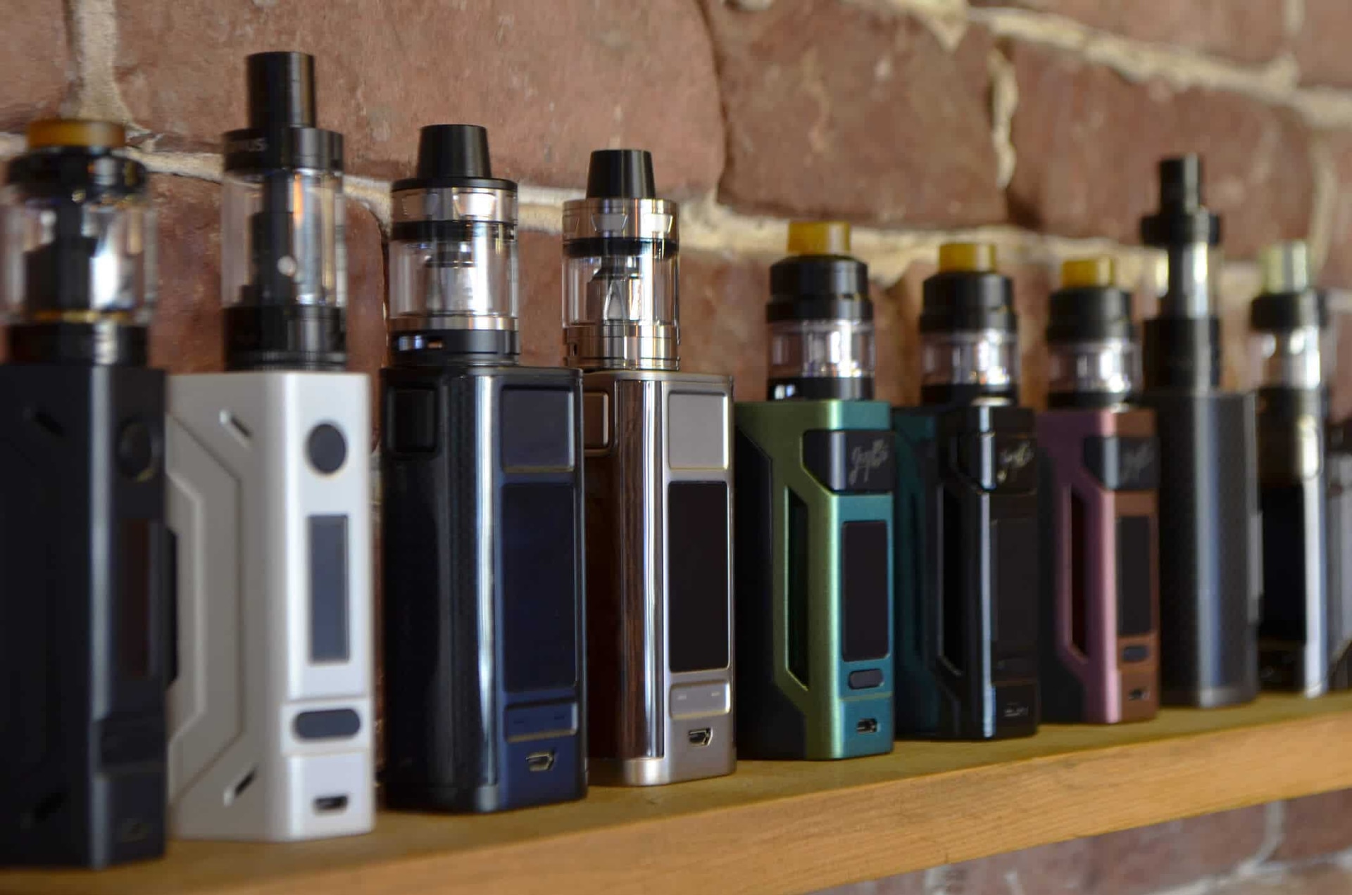 Die Al Fakher 30K Hypermax Vape – 30.000 Züge Qualität und Stil in einem Gerät